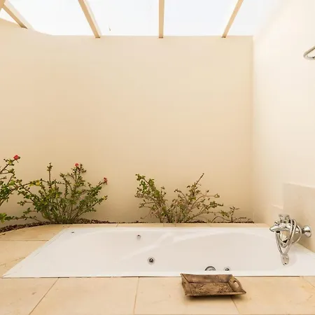 Puerto Del Carmen Sleeps 4 Pool Air Con Wifi ヴィラ